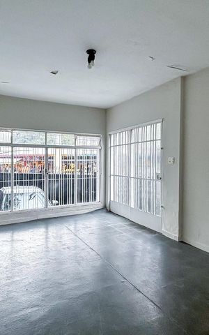 Casa à venda com 110m², 2 quartos e 1 vaga