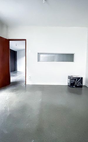 Casa à venda com 110m², 2 quartos e 1 vaga