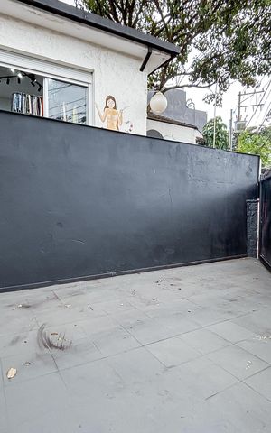 Casa à venda com 110m², 2 quartos e 1 vaga