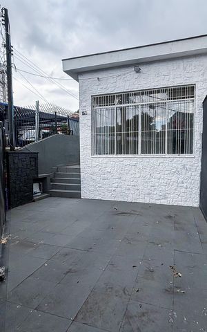 Casa à venda com 110m², 2 quartos e 1 vaga