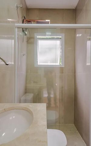 Casa de condomínio à venda com 157m², 3 quartos e 2 vagas Casa de condomínio à venda com 157m², 3 quartos e 2 vagasBanheiro