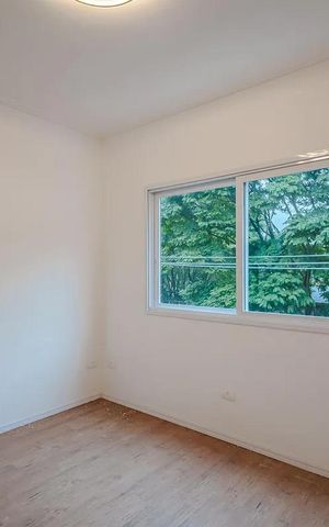 Casa de condomínio à venda com 157m², 3 quartos e 2 vagas Casa de condomínio à venda com 157m², 3 quartos e 2 vagasQuarto