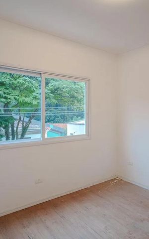 Casa de condomínio à venda com 157m², 3 quartos e 2 vagas Casa de condomínio à venda com 157m², 3 quartos e 2 vagasQuarto