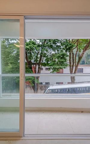 Casa de condomínio à venda com 157m², 3 quartos e 2 vagas Casa de condomínio à venda com 157m², 3 quartos e 2 vagasVaranda