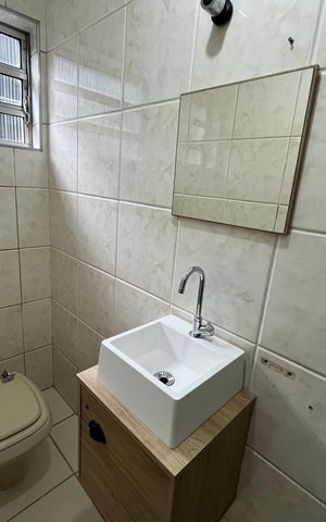 Casa à venda com 130m², 3 quartos e 2 vagas Casa à venda com 130m², 3 quartos e 2 vagasBanheiro