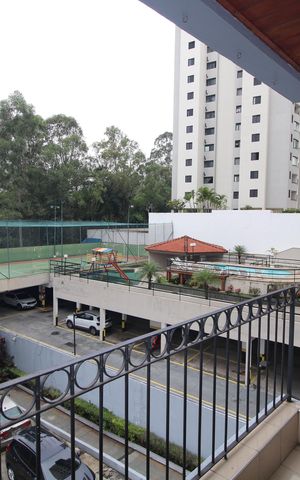 Apartamento à venda com 74m², 3 quartos e 1 vagaSala - Varanda
