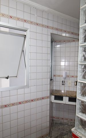 Apartamento à venda com 74m², 3 quartos e 1 vagaÁrea de Serviço