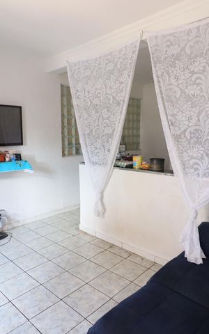 Casa à venda com 403m², 4 quartos e sem vagaSala