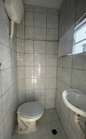 Casa à venda com 350m², 7 quartos e 2 vagas Casa à venda com 350m², 7 quartos e 2 vagasBanheiro - casa 4