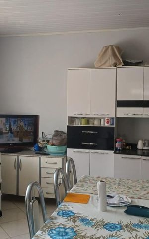 Casa à venda com 160m², 2 quartos e 2 vagas Casa à venda com 160m², 2 quartos e 2 vagasCozinha