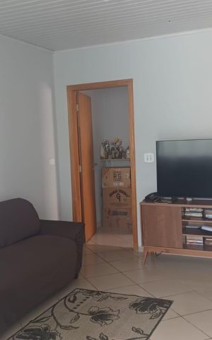 Casa à venda com 160m², 2 quartos e 2 vagas Casa à venda com 160m², 2 quartos e 2 vagasSala