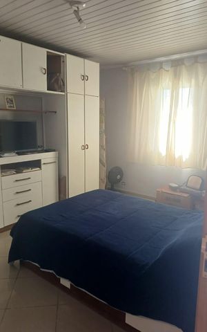 Casa à venda com 160m², 2 quartos e 2 vagas Casa à venda com 160m², 2 quartos e 2 vagasQuarto 2
