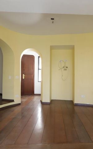 Apartamento à venda com 102m², 2 quartos e 1 vagaSala