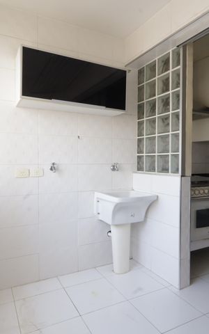 Apartamento à venda com 102m², 2 quartos e 1 vagaÁrea de Serviço