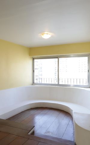 Apartamento à venda com 102m², 2 quartos e 1 vagaSala