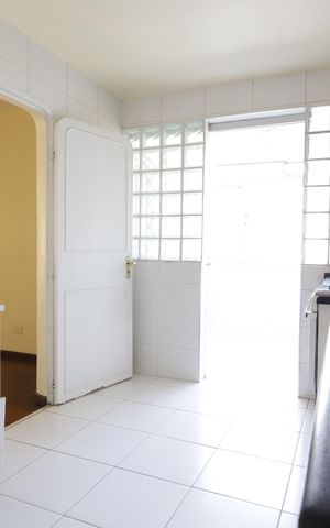 Apartamento à venda com 102m², 2 quartos e 1 vagaCozinha