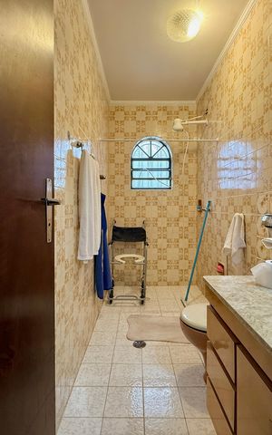 Casa para alugar com 155m², 3 quartos e 2 vagas Casa para alugar com 155m², 3 quartos e 2 vagasBanheiro Social
