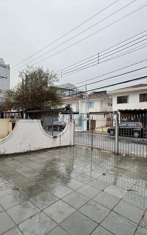 Casa para alugar com 155m², 3 quartos e 2 vagas Casa para alugar com 155m², 3 quartos e 2 vagasGaragem