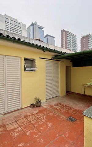 Casa para alugar com 155m², 3 quartos e 2 vagas Casa para alugar com 155m², 3 quartos e 2 vagasQuintal