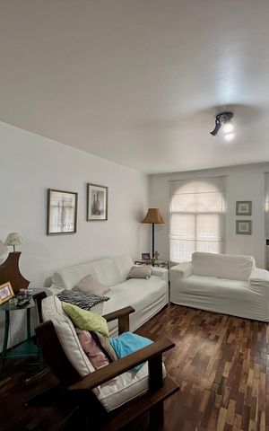 Casa para alugar com 155m², 3 quartos e 2 vagas Casa para alugar com 155m², 3 quartos e 2 vagasSala