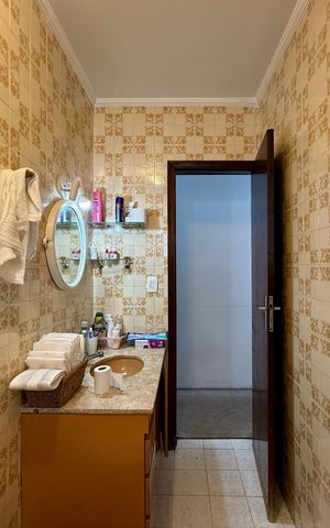 Casa para alugar com 155m², 3 quartos e 2 vagas Casa para alugar com 155m², 3 quartos e 2 vagasBanheiro Social