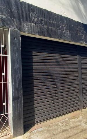 Casa para alugar com 340m², 2 quartos e 2 vagas Casa para alugar com 340m², 2 quartos e 2 vagasFachada + Plaquinha