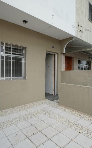 Casa para alugar com 160m², 2 quartos e 2 vagasVaranda