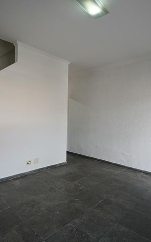 Casa para alugar com 160m², 2 quartos e 2 vagasSala