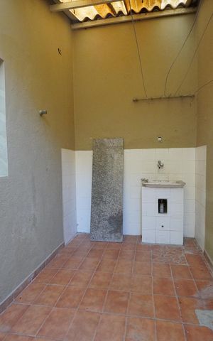 Casa para alugar com 160m², 2 quartos e 2 vagasÁrea de Serviço