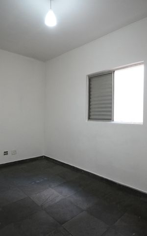 Casa para alugar com 160m², 2 quartos e 2 vagasQuarto 1