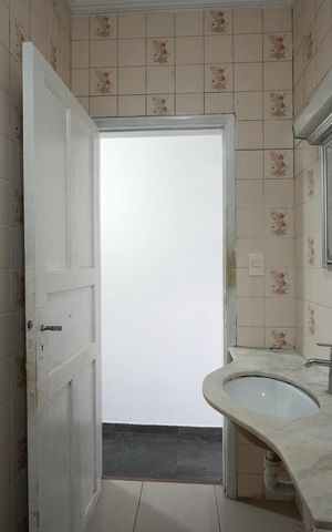 Casa para alugar com 160m², 2 quartos e 2 vagasBanheiro