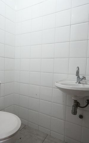 Casa para alugar com 160m², 2 quartos e 2 vagasBanheiro Garagem