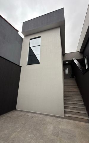 Casa à venda com 88m², 2 quartos e 2 vagas Casa à venda com 88m², 2 quartos e 2 vagasÁrea externa
