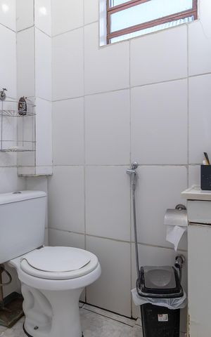 Casa à venda com 88m², 2 quartos e sem vaga Casa à venda com 88m², 2 quartos e sem vagaBanheiro Social 1