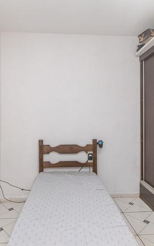 Casa à venda com 88m², 2 quartos e sem vaga Casa à venda com 88m², 2 quartos e sem vagaQuarto 1