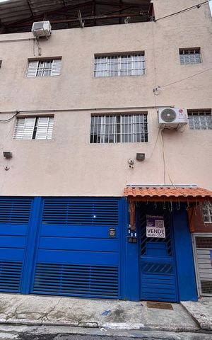 Casa para alugar com 450m², 8 quartos e 5 vagas Casa para alugar com 450m², 8 quartos e 5 vagasFachada