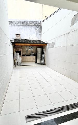 Casa à venda com 120m², 3 quartos e 3 vagasÁrea de Serviço/Quintal/Churrasqueira