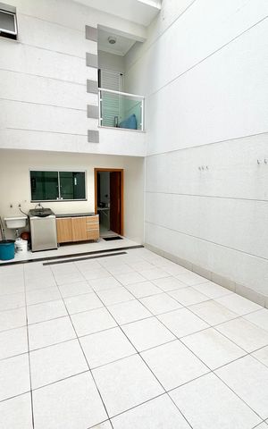 Casa à venda com 120m², 3 quartos e 3 vagasÁrea de Serviço/Quintal/Churrasqueira