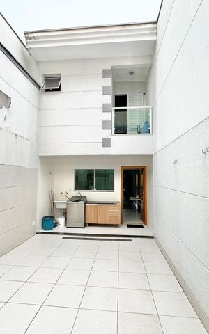 Casa à venda com 120m², 3 quartos e 3 vagasÁrea de Serviço/Quintal/Churrasqueira