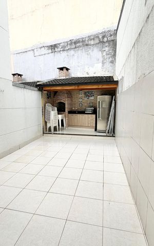 Casa à venda com 120m², 3 quartos e 3 vagasÁrea de Serviço/Quintal/Churrasqueira