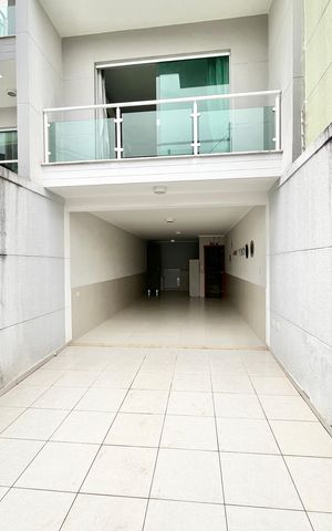 Casa à venda com 120m², 3 quartos e 3 vagasGaragem
