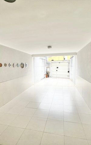 Casa à venda com 120m², 3 quartos e 3 vagasGaragem