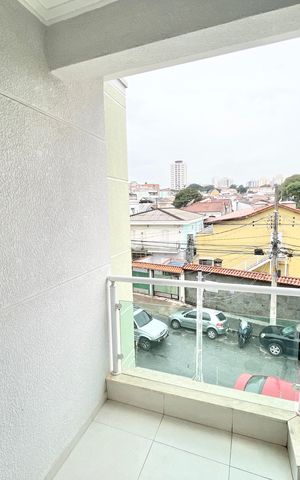 Casa à venda com 120m², 3 quartos e 3 vagasQuarto 1 - Suíte Varanda