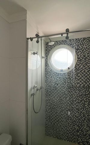 Apartamento para alugar com 350m², 3 quartos e 4 vagas Apartamento para alugar com 350m², 3 quartos e 4 vagasBanheiro