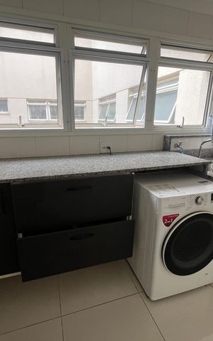Apartamento para alugar com 350m², 3 quartos e 4 vagas Apartamento para alugar com 350m², 3 quartos e 4 vagasÁrea de Serviço