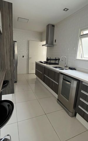 Apartamento para alugar com 350m², 3 quartos e 4 vagas Apartamento para alugar com 350m², 3 quartos e 4 vagasCozinha
