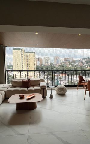 Apartamento para alugar com 350m², 3 quartos e 4 vagas Apartamento para alugar com 350m², 3 quartos e 4 vagasSala