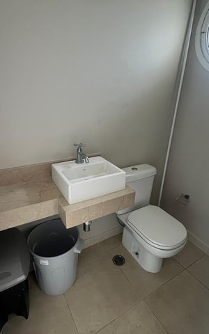 Apartamento para alugar com 350m², 3 quartos e 4 vagas Apartamento para alugar com 350m², 3 quartos e 4 vagasLavabo