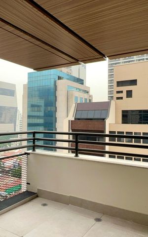 Apartamento à venda com 44m², 1 quarto e 1 vaga Apartamento à venda com 44m², 1 quarto e 1 vagaVaranda
