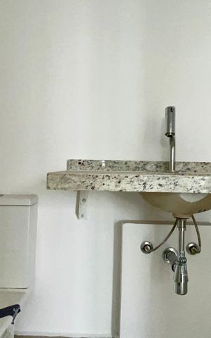 Apartamento à venda com 67m², 2 quartos e 1 vaga Apartamento à venda com 67m², 2 quartos e 1 vagaBanheiro